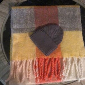 Steve Madden scarf and skull cap